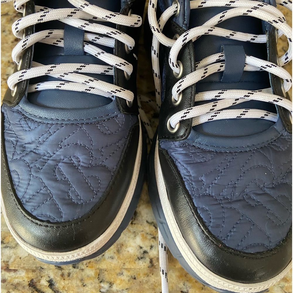 Boys Burberry sneakers